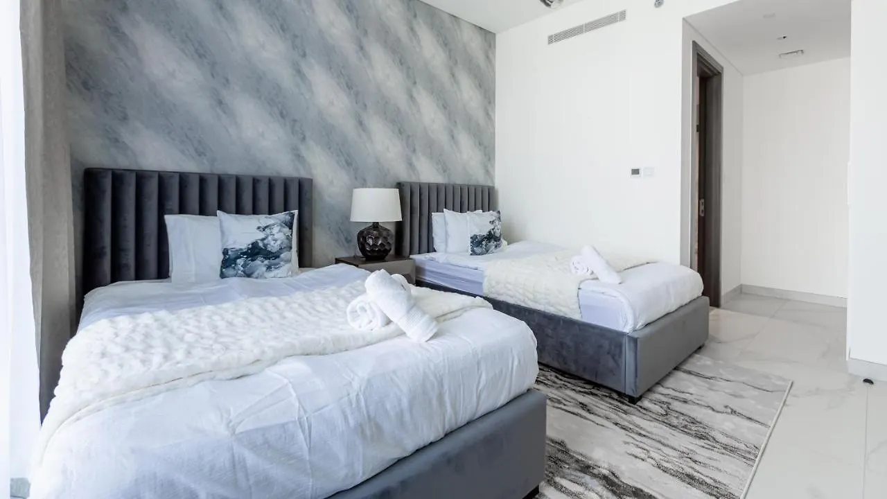 Nasma Luxury Stays - Luxury Retreat With Balcony And Stunning City View Dubai Apartment